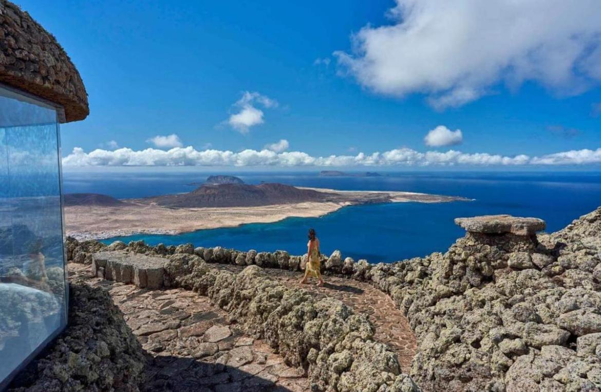 Lanzarote Casa Volcanica-Anclada Sobre La Lava Del Volcan Montana Blanca 외부 사진